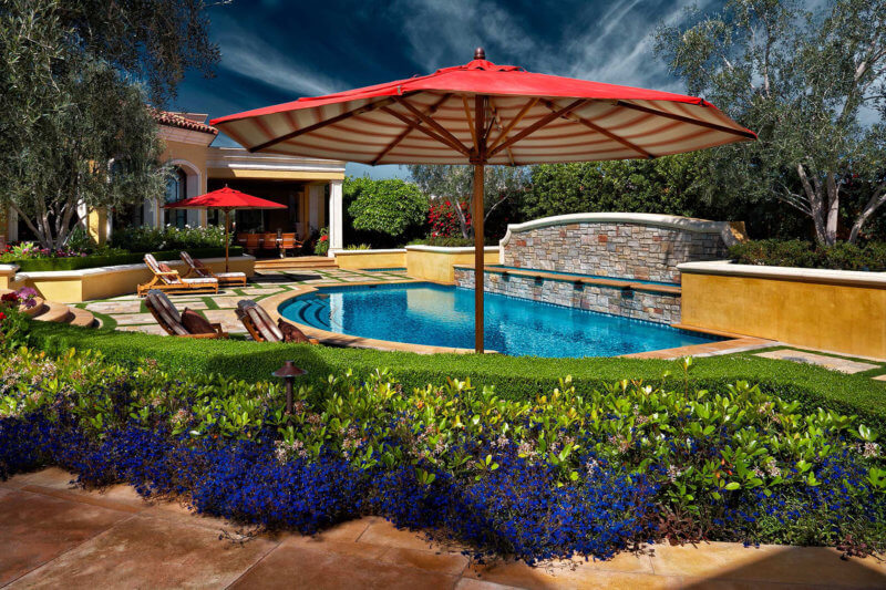 lush landscape design in rancho mirage