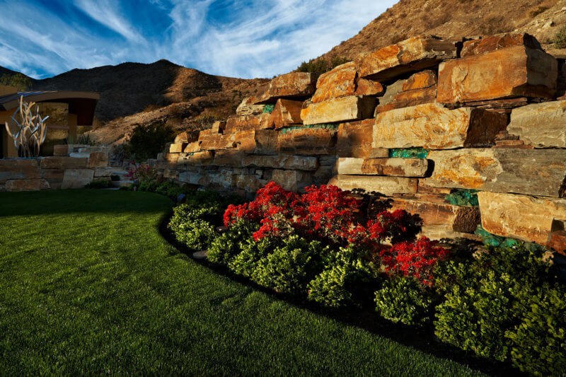 rock wall landscape design